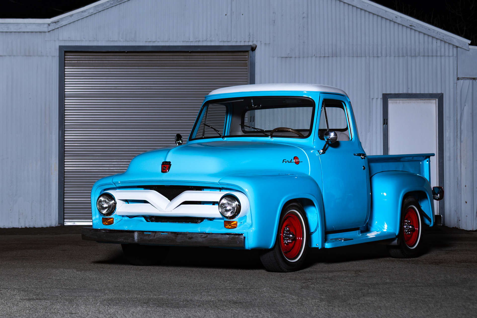 milestar ms775 touring sle on blue ford f100
