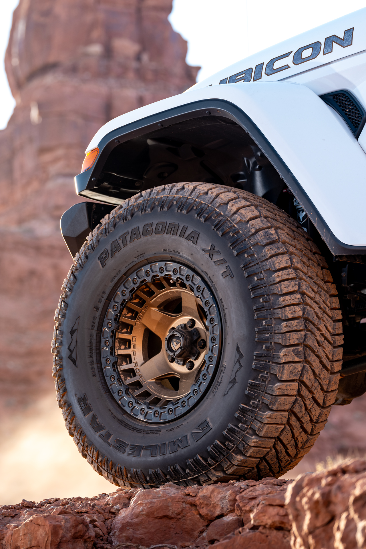 milestar patagonia xt on white jeep wrangler 392